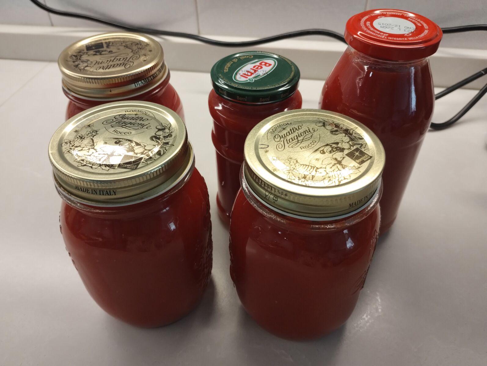 come si fa la salsa di pomodori
