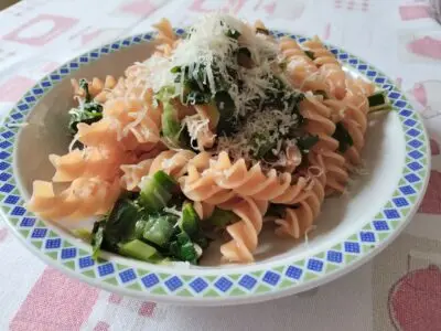 Pasta di ceci con porri, un piatto sano e ricco di gusto!